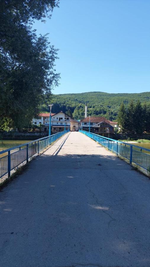 Apartman Mely Kulen Vakuf Exterior photo