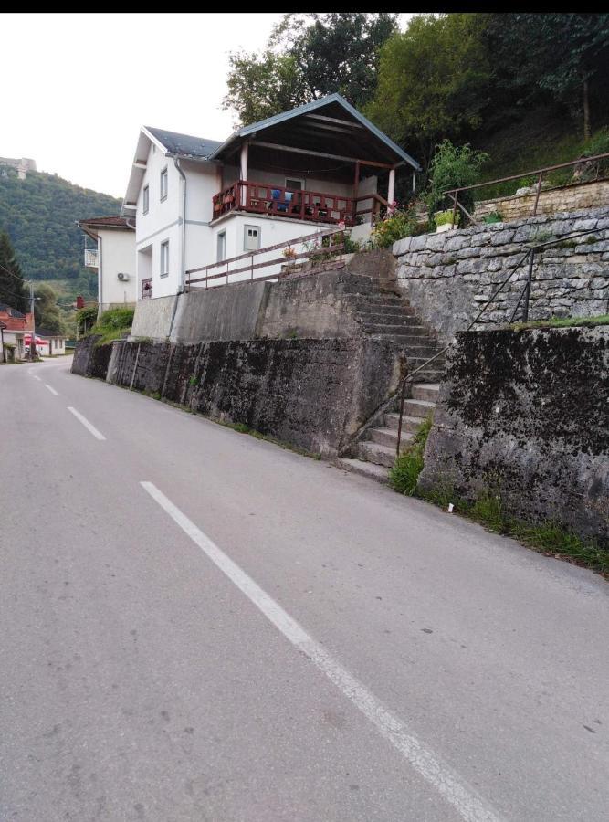 Apartman Mely Kulen Vakuf Exterior photo